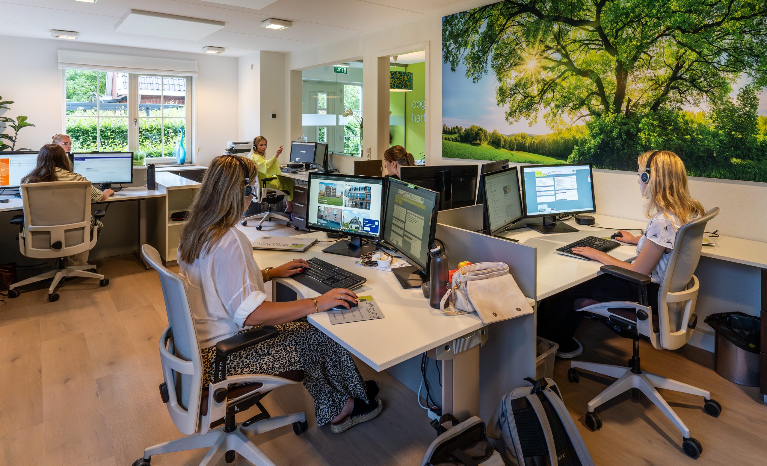 Telefoonservice uitbesteden Virtual assistant / personal assistant inhuren Klantenservice uitbesteden Notulist inhuren Leren notuleren / hoe moet je notuleren?