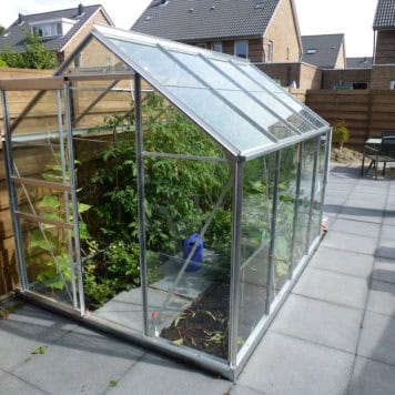 Popular 86 blank 193x257 cm op terras