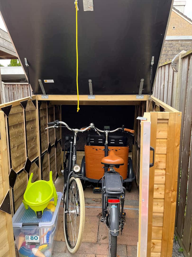 binnenzijde van Bakfietsenberging