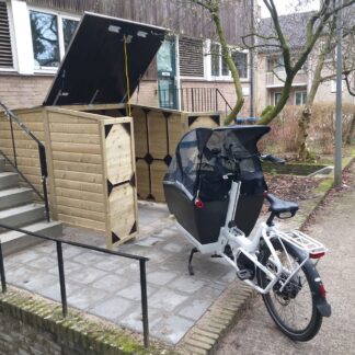 extra lange houten fietsenberging voor bakfiets