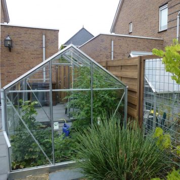 achterzijde van de Tuinkas Popular