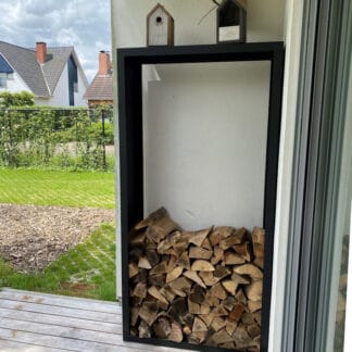 Houtberging in zwart gecoat