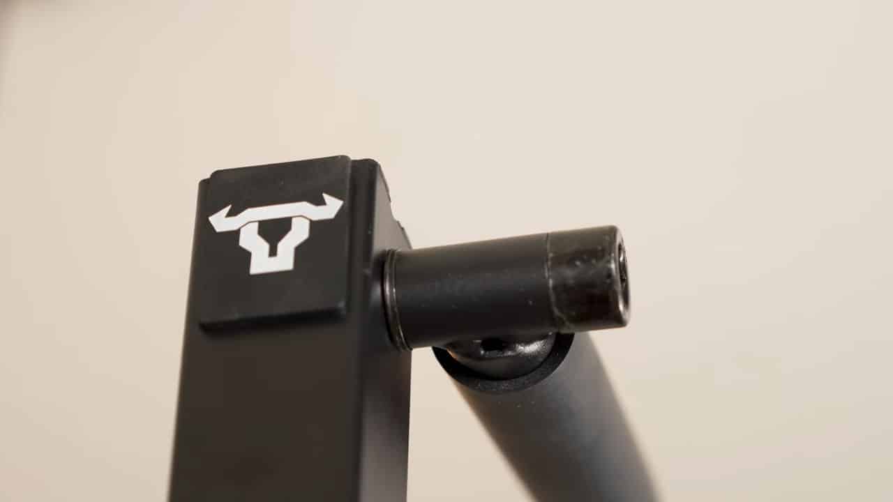 Close up of the joints connecting the top bar to the rest of the bullbar 2.0 foldable pull-up bar.