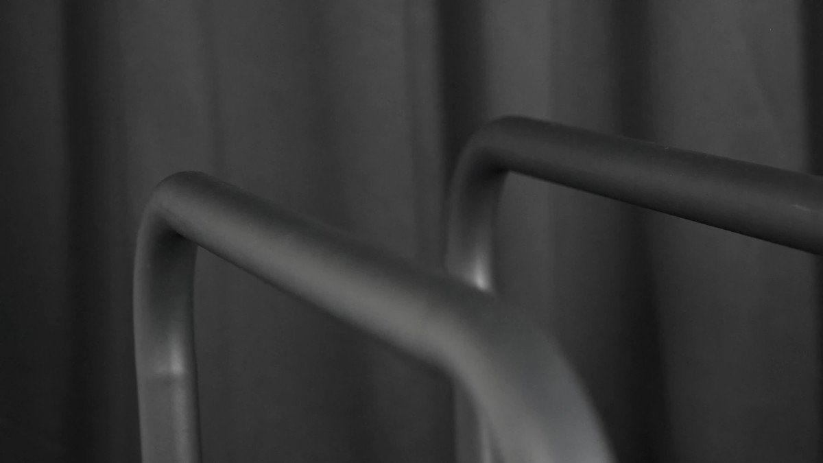 Close up of the gravity fitness dip bars.