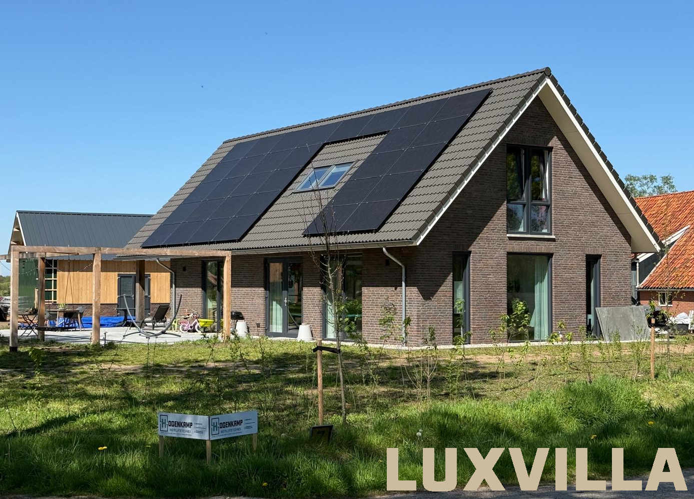 LUXVILLA Schuurwoning in Kotten LUXVIILA heeft een schuurwoning met lage nokhoogte gebouwd in Kotten bij Winterswijk