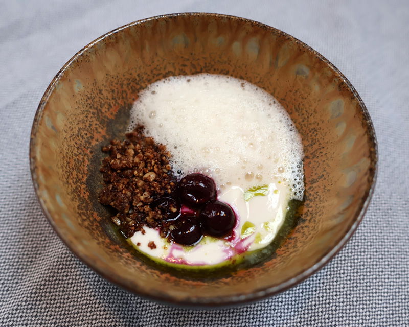 gefermenteerde witte bonen pre-dessert bij restaurant Kasvio