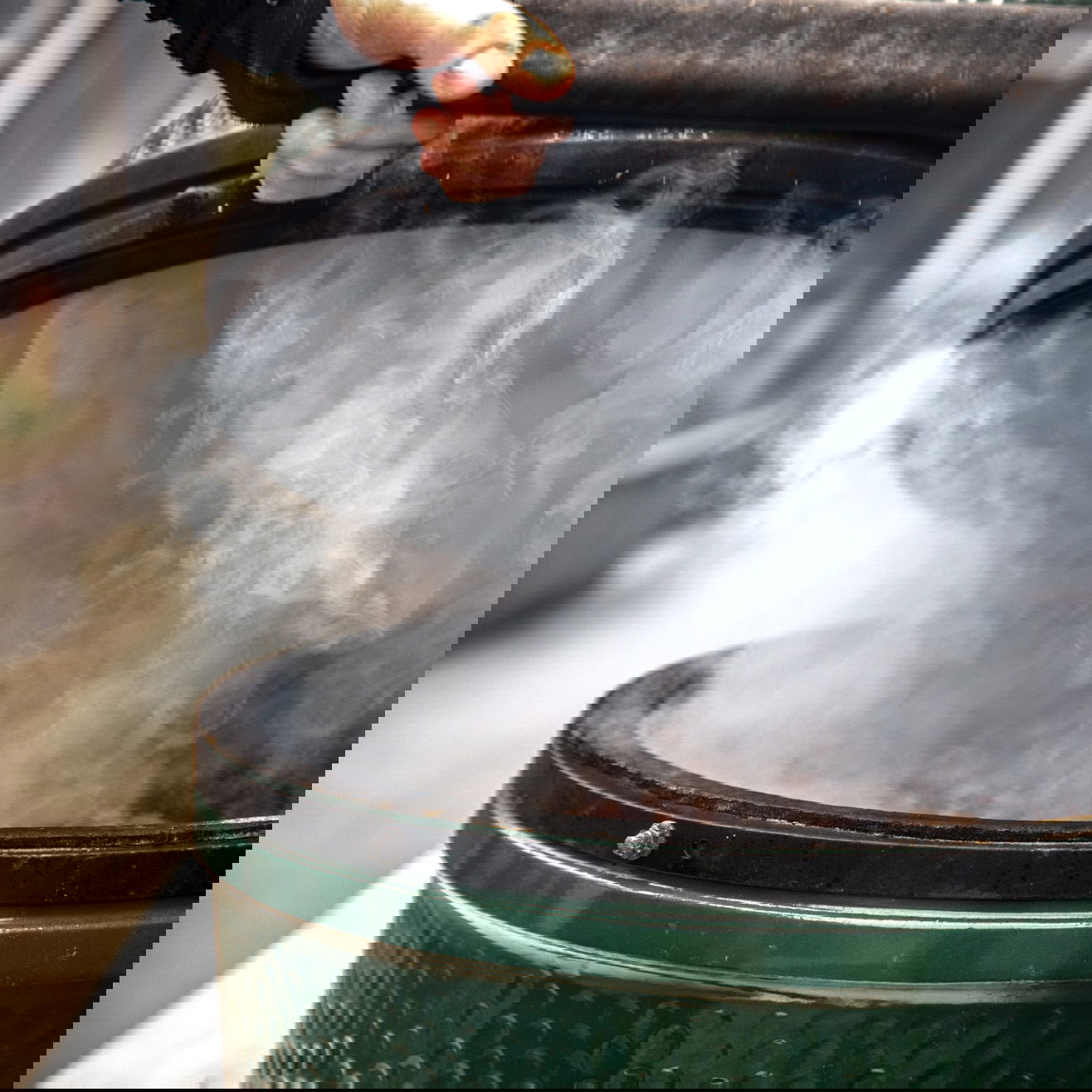 de Big Green Egg wordt in de Michelinster-keuken van restaurant Hof aan Zee gebruikt