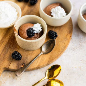 chocoladepudding met zachte tofu ziet er ook geweldig uit op jouw tafel