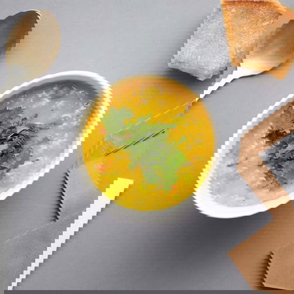 naar Soup en Zo Amsterdam voor een vegan soep zoals deze Indiase Dahl