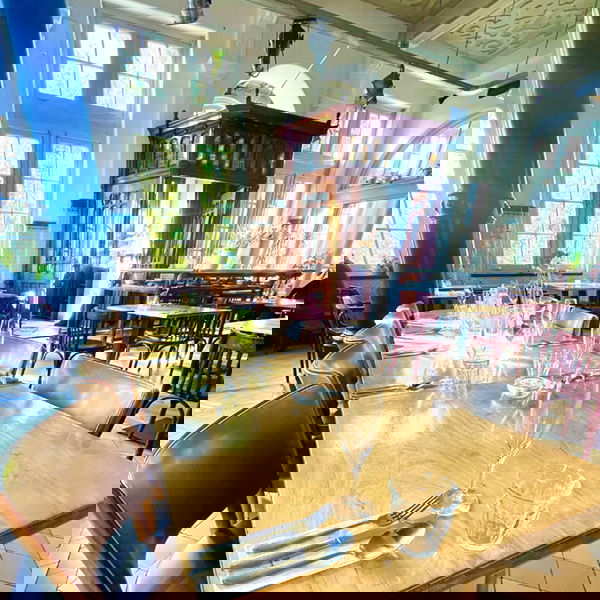 Restaurant Hagedis sfeervolle interieur in Den Haag