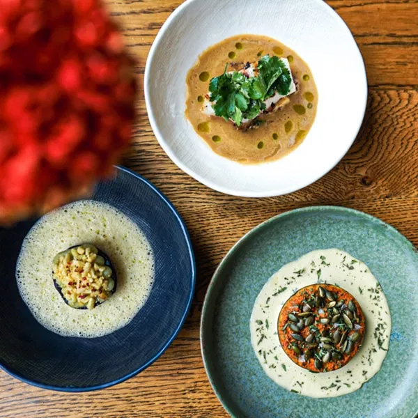 vega en vegan gerechten op de menukaart van Nomads Amsterdam