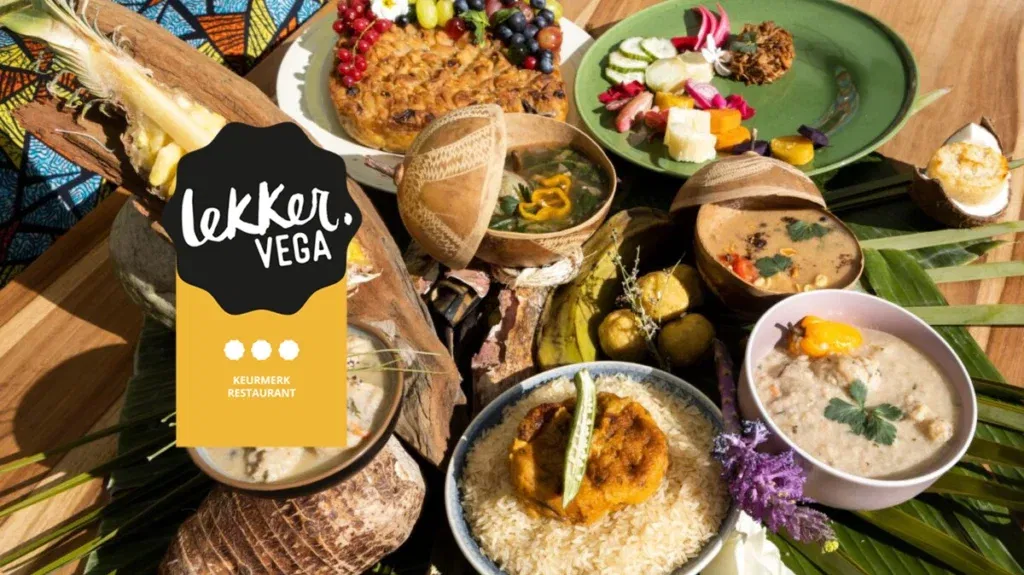 Vegan hotspot The Old Soul combineert traditionele Surinaamse gerechten met een eigentijdse vegan twist met innovatieve vegan gerechten - ook bij locatie The Old Soul Science Park