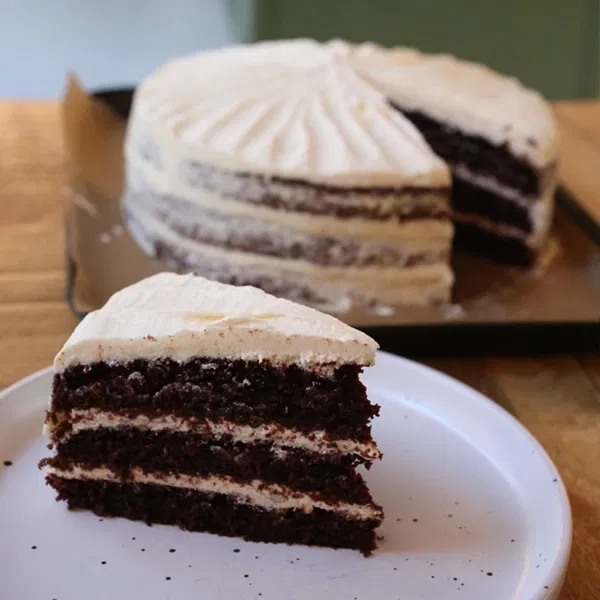 Vegan cake bij Crave Rotterdam