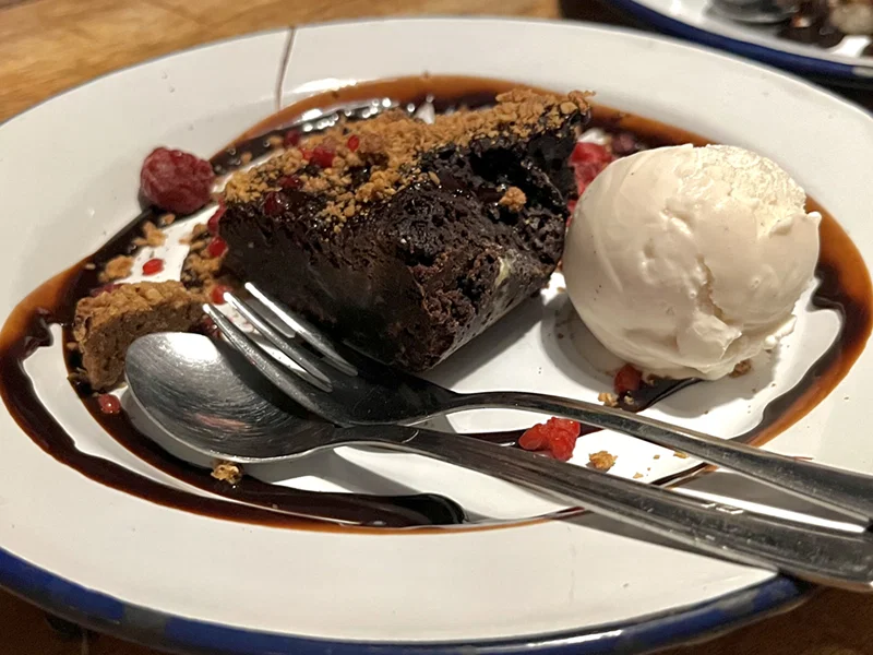 heerlijk, ietwat machtige vegan desserts bij Vegan Pizza Bar