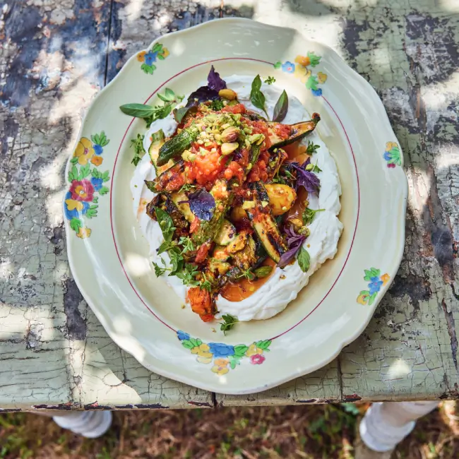 Courgettesalade met ricotta Jamie bbq new
