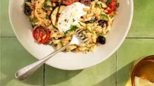 Orzo Salade met Hoemoes