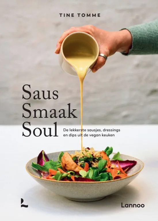 Kookboek Saus Smaak Soul door Tine Tomme tilt je eettafel naar gastronimische hoogten.